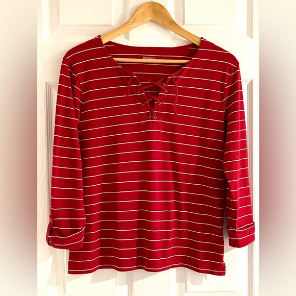 Sz.L-Striped Top and V-Neck Tie Top - Picture 2 of 5